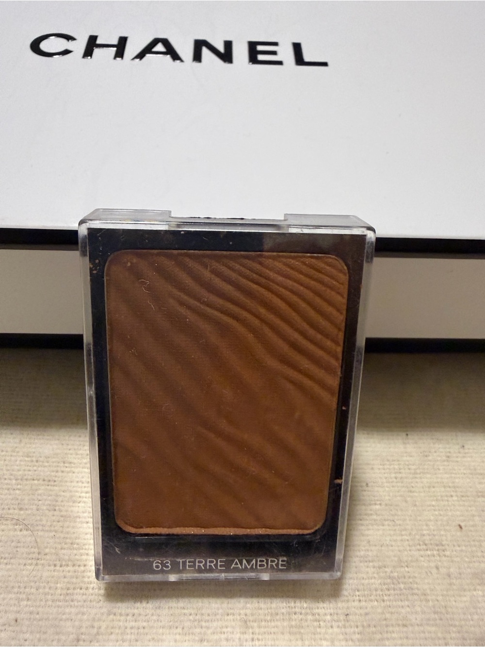 CHANEL Powder Bronzer in Terre Ambre 63 - Warm Brown